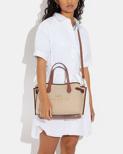 Hannah Carryall Coach