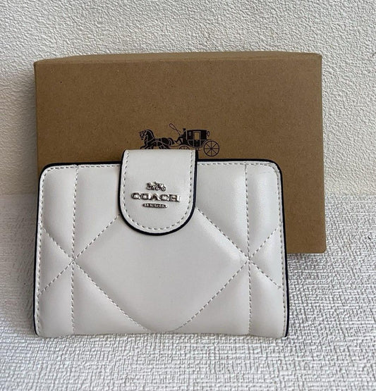 Coach Medium Corner Zip Wallet With Puffy Diamond Quilting