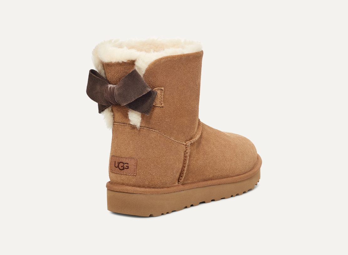 Mini Bailey Suede Bow UGGS boot size 41