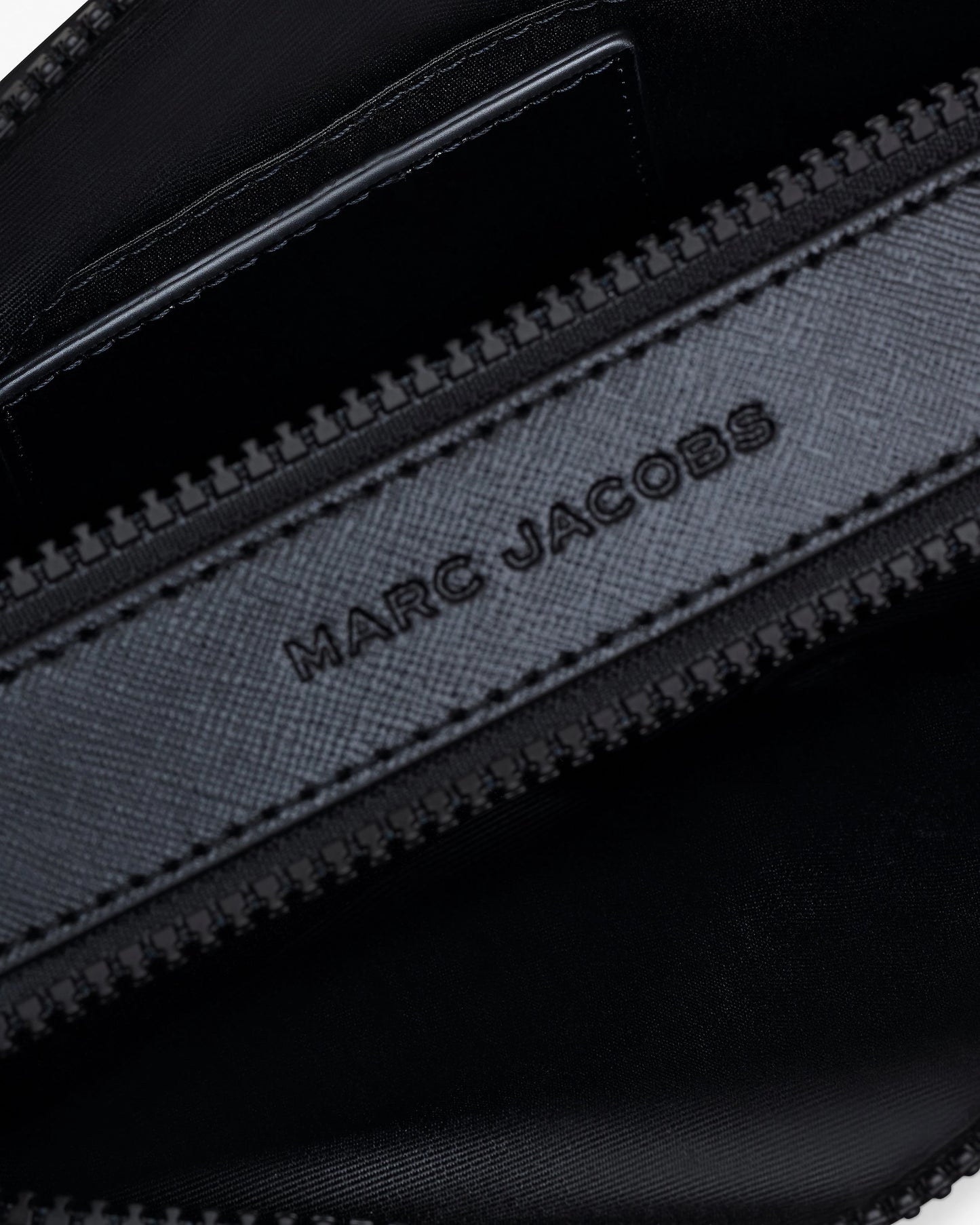 Marc Jacobs The Snapshot camera bag